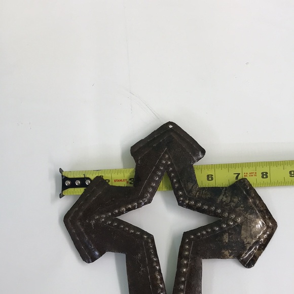 Metal Cross for home décor - Picture 5 of 8